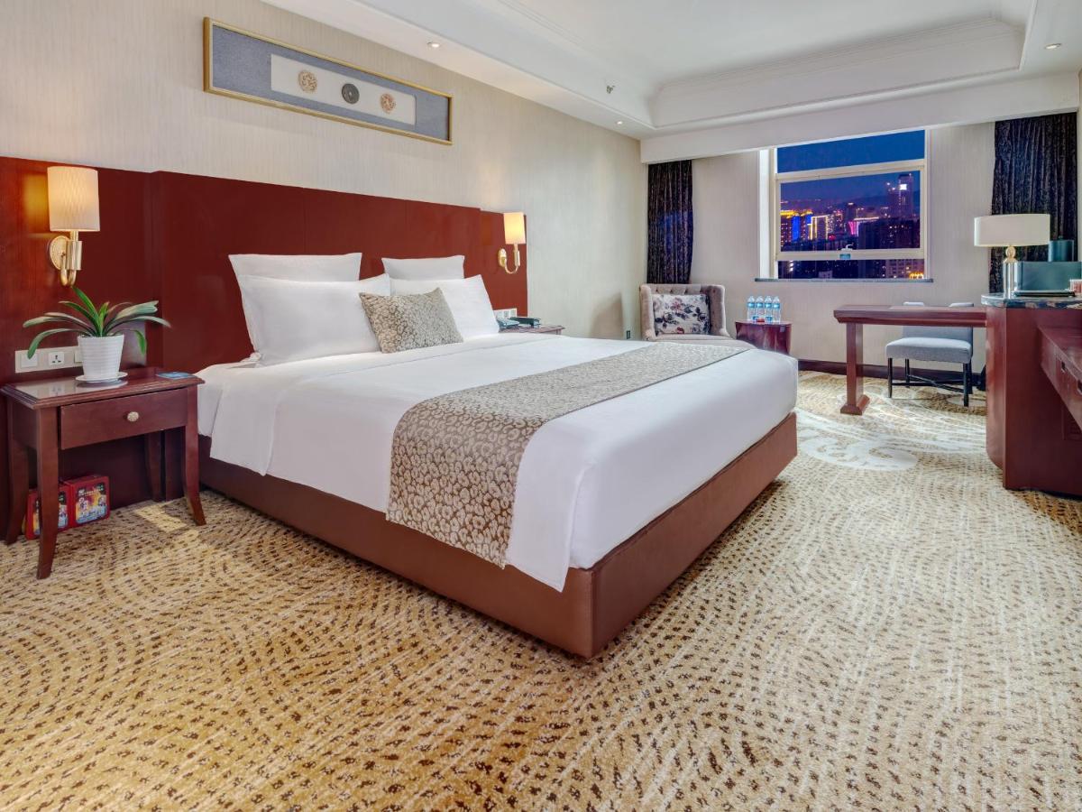 Days Hotel & Suites China Town---Five Minutes To Reach Changsha Station, The Metro Line 2 & Line 6 Are Nearby,Free Gym & Laundromat,Chinese And Western Buffet Breakfast Is Offered On The 31St Floor Exterior foto