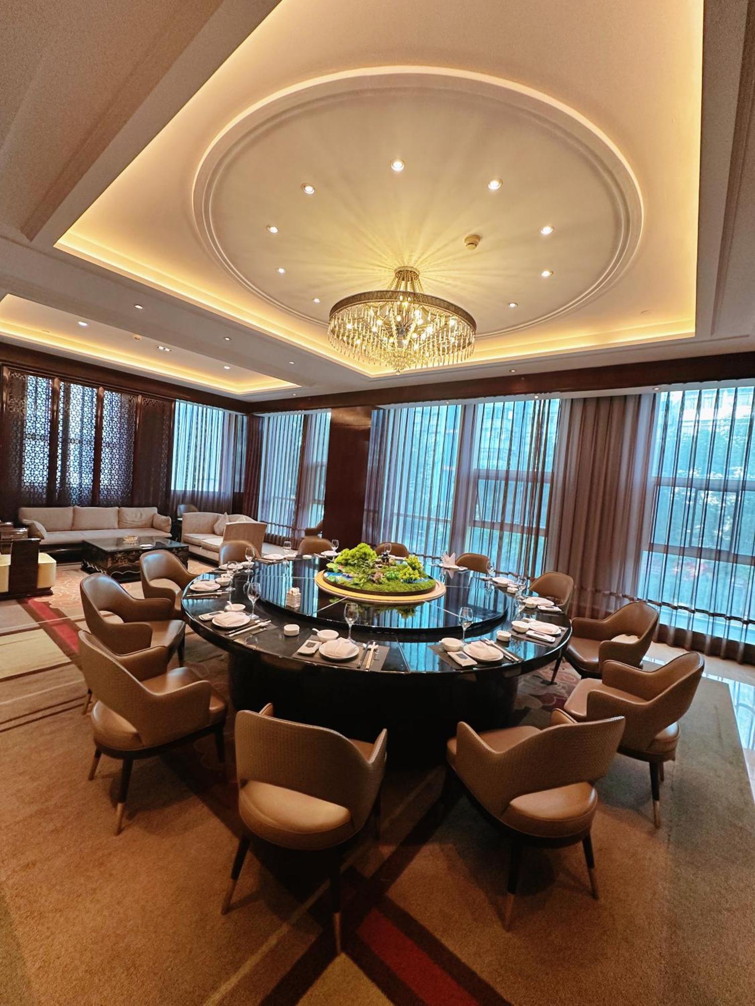 Days Hotel & Suites China Town---Five Minutes To Reach Changsha Station, The Metro Line 2 & Line 6 Are Nearby,Free Gym & Laundromat,Chinese And Western Buffet Breakfast Is Offered On The 31St Floor Exterior foto